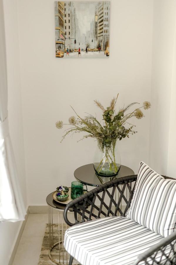 Fontana apartmani FREE parking Tuzla Bagian luar foto